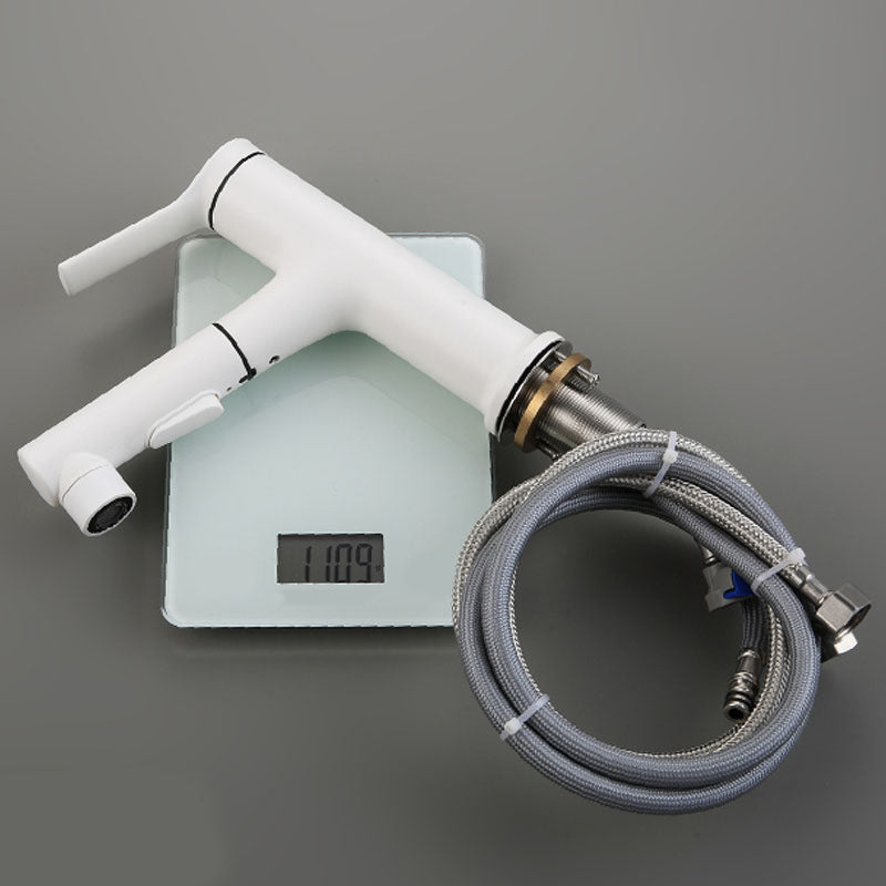 Skorter | Contemporary Single Handle Faucet Pull Out Kitchen Faucet with Lever Handle