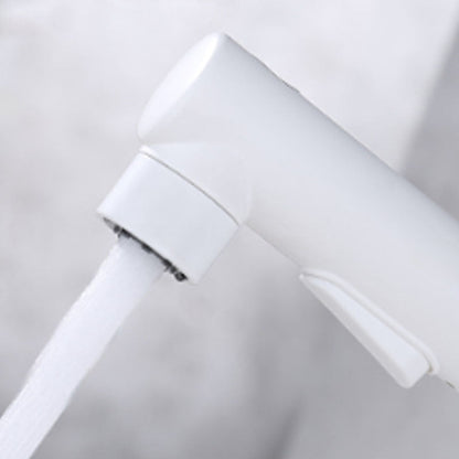 Skorter | Contemporary Single Handle Faucet Pull Out Kitchen Faucet with Lever Handle