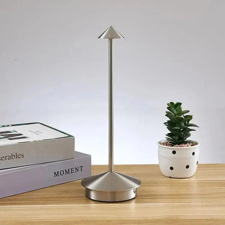 Skorter | BeamLuxe - Sleek Wireless Table Light