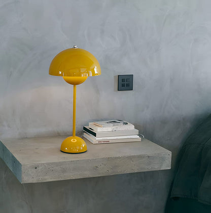 Skorter | Flowerpot Table Lamp - Rechargeable Bedside Lamp & Cordless Design Mushroom Shaped Lamps