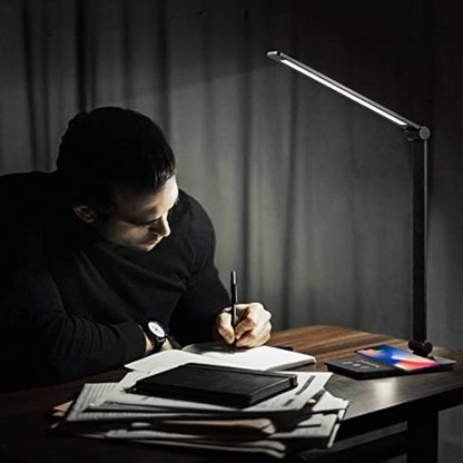Skorter | LED Desk Lamp - With Wireless Charger and Touch Control - 5 Color Settings & Fully Dimmable Function