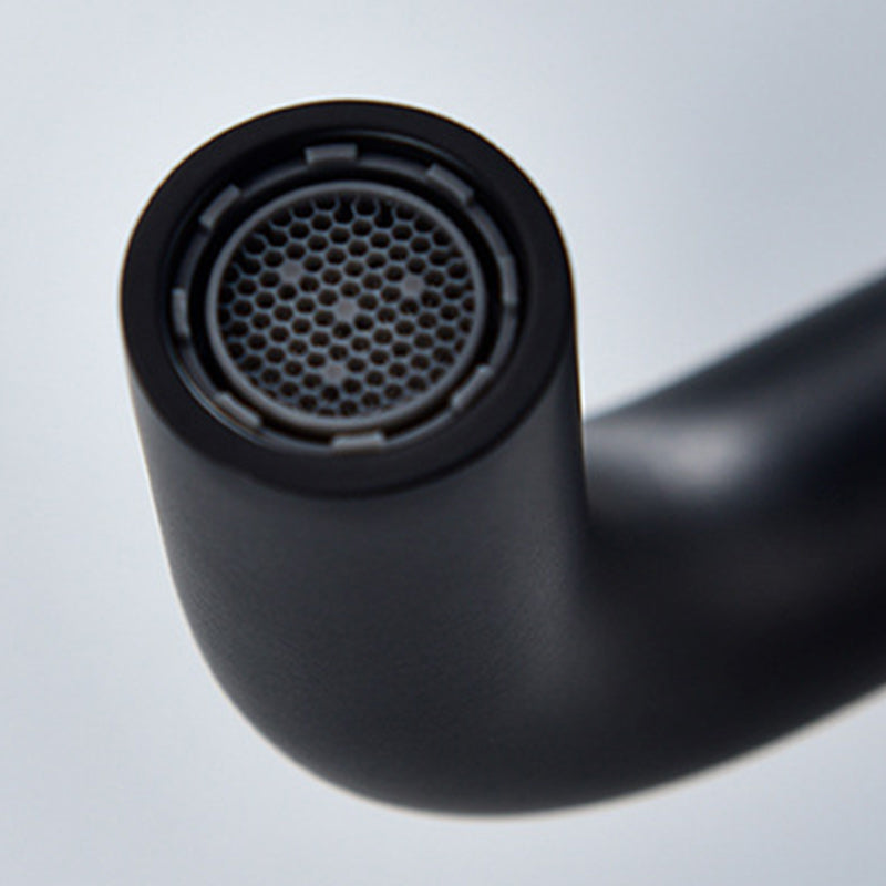 Skorter | 3 holes faucet 2 cross handle wall-mounted faucet for the bathroom