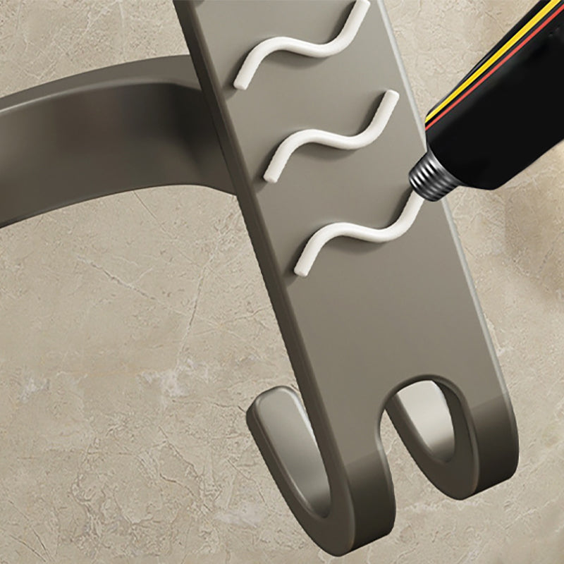 Skorter | 2-piece modern bathroom accessory set in matte grey aluminum towel rail