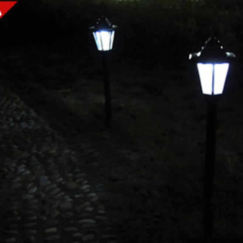 Skorter | Solar Garden Lantern with LED – Outdoor Lighting for Terrace & Garden in Classic Lamp Design