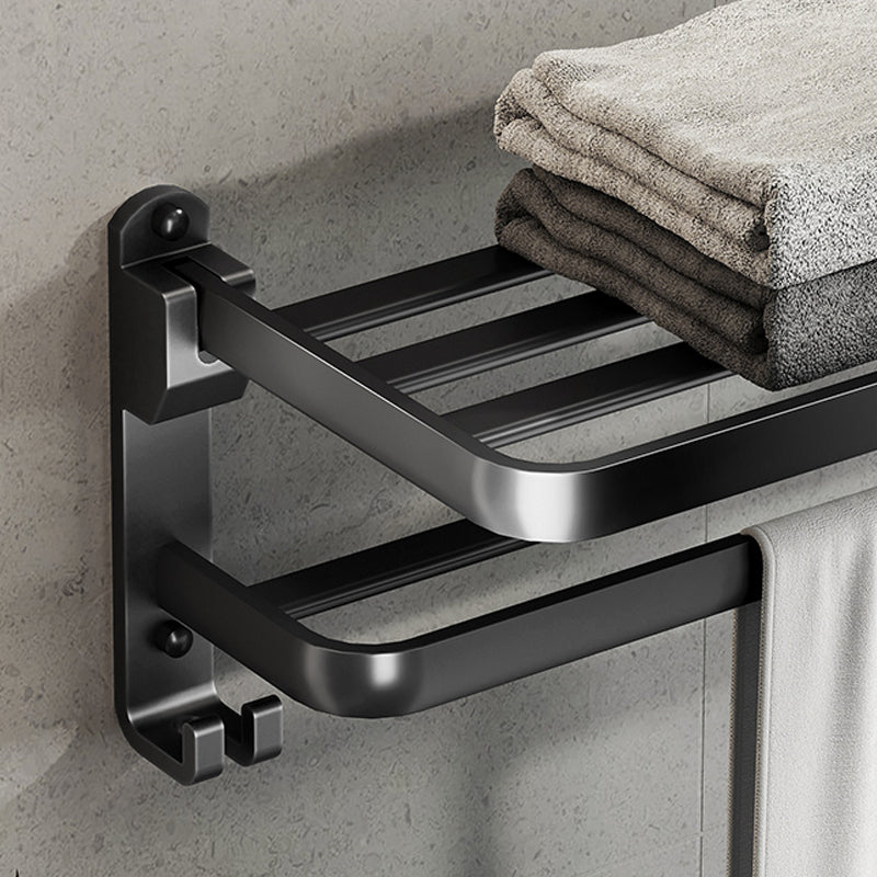 Skorter | Contemporary bathroom accessory set with black surface and bath shelf/towel bar
