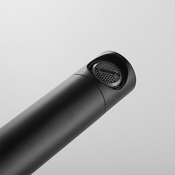 Skorter | Contemporary Wall Mounted Bathtub Filler Single Handle Metal Faucet