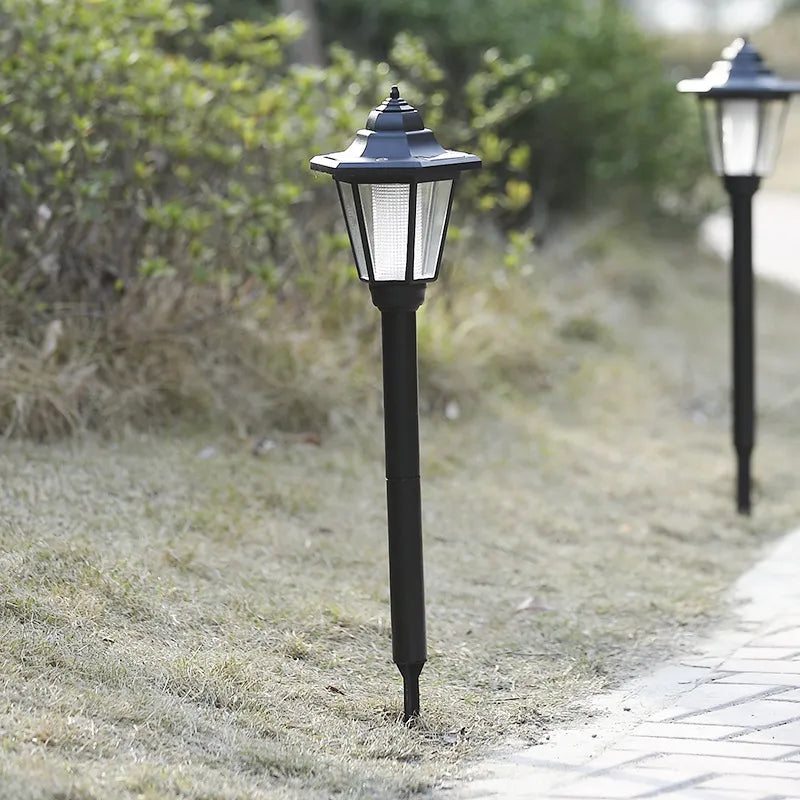 Skorter | Solar Garden Lantern with LED – Outdoor Lighting for Terrace & Garden in Classic Lamp Design