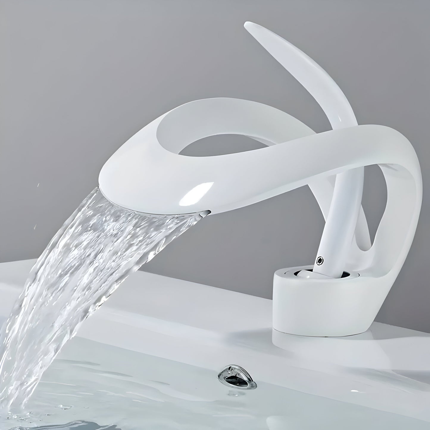 Skorter | AquaGleam – Minimalist Bathroom Basin Tap