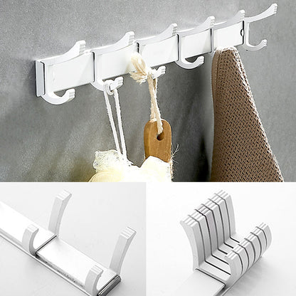 Skorter | Contemporary Bathroom Accessory Hardware Set made of Metal with Soap Dish