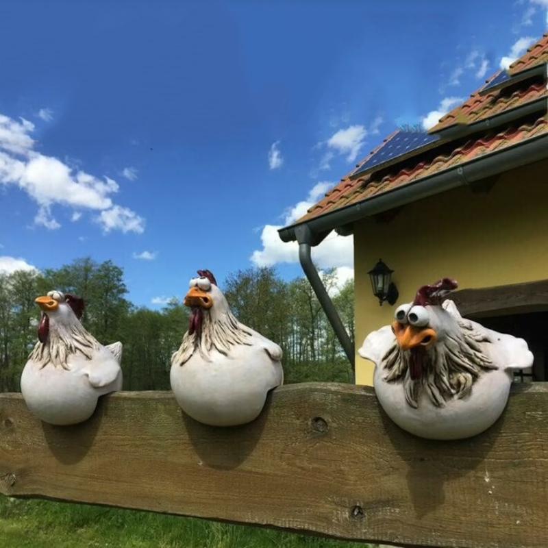 Skorter | Big Eye Hen Resin Handicraft