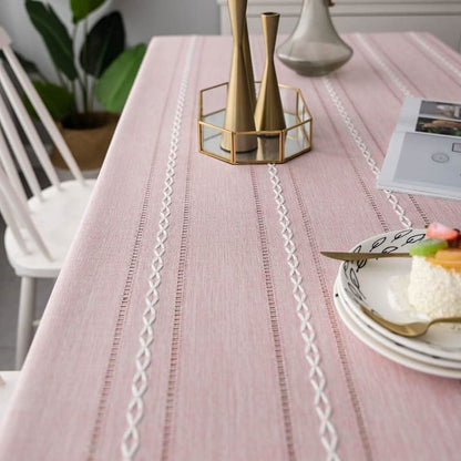 Skorter | CotLinens – Elegant table runner made of cotton and linen