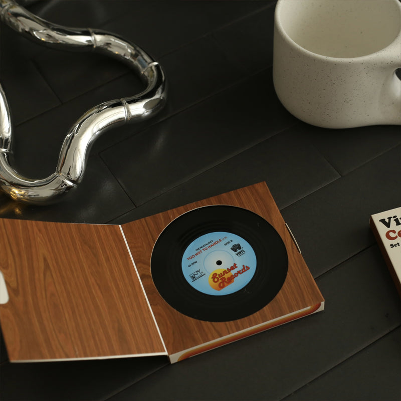 Skorter | Coaster with Vintage Player Holder