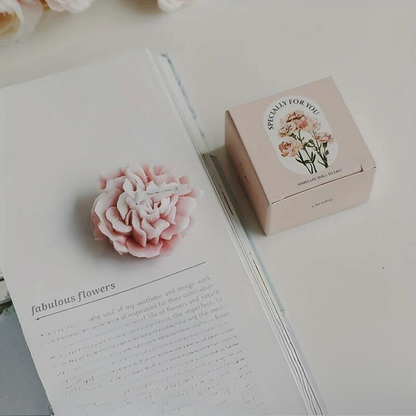 Skorter | 1pc Carnation Scented Candle – Decorative Candle for Mother's Day, Valentine's Day and Christmas