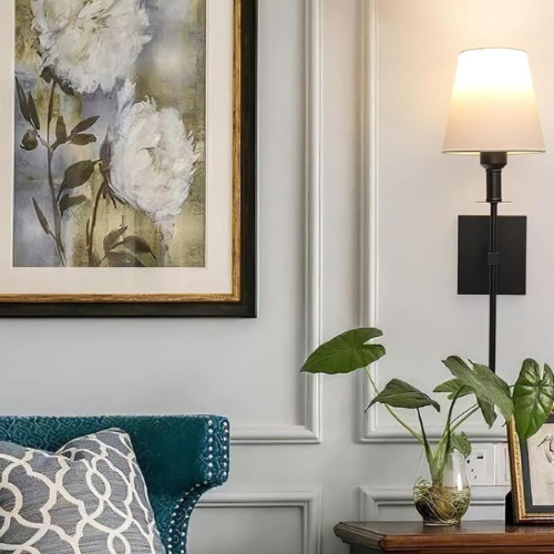 Skorter | Brilliance Sconce - Brushed Brass Wall Lamps