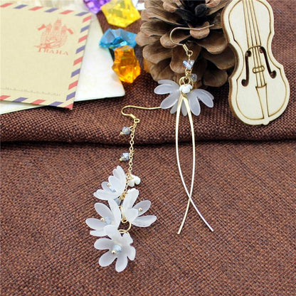 Skorter | Asymmetrical Flower Earrings