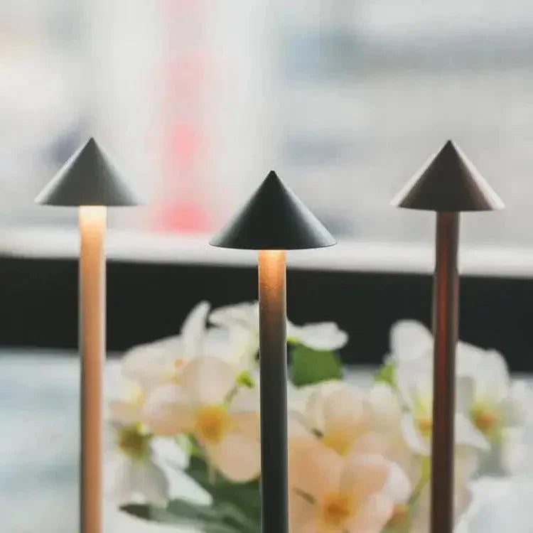 Skorter | BeamLuxe - Sleek Wireless Table Light