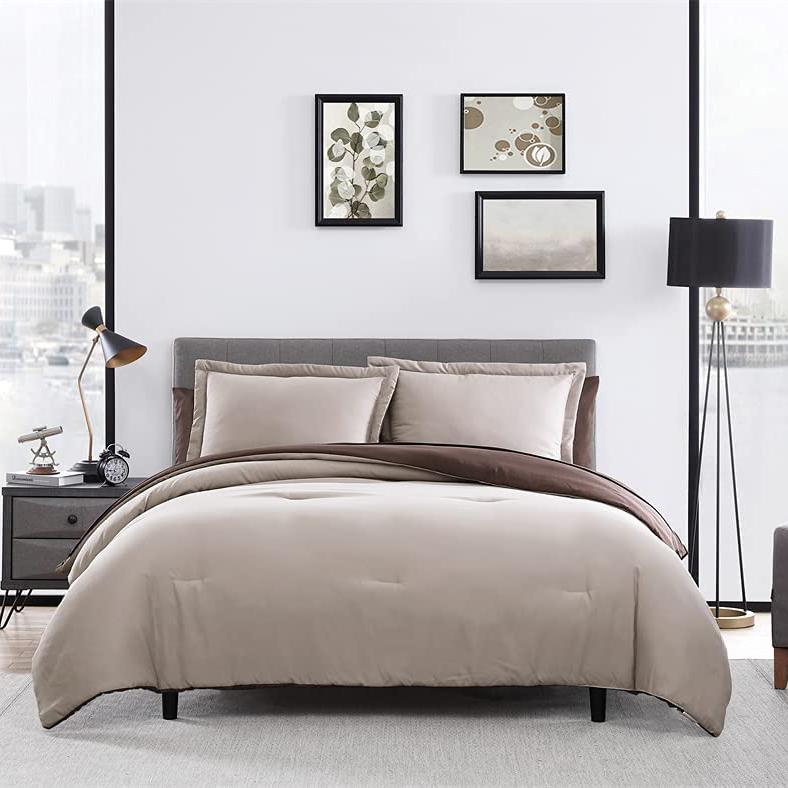 Skorter | 7-piece set: Chestnut colored reversible bedding collection