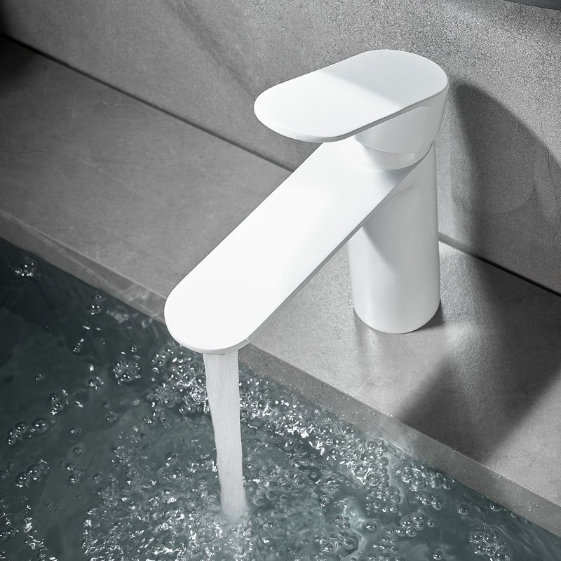 Skorter | Bathroom Sink Faucet Lever Handle Brass Monochrome Bathroom Faucet