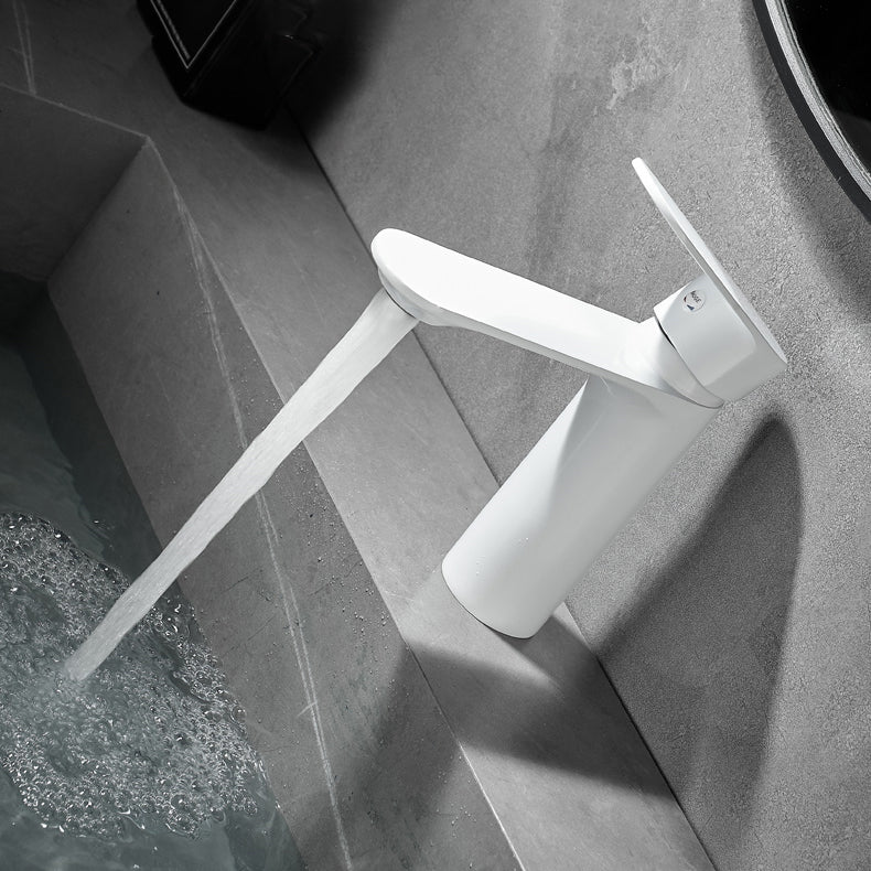 Skorter | Bathroom Sink Faucet Lever Handle Brass Single Color Bathroom Faucet