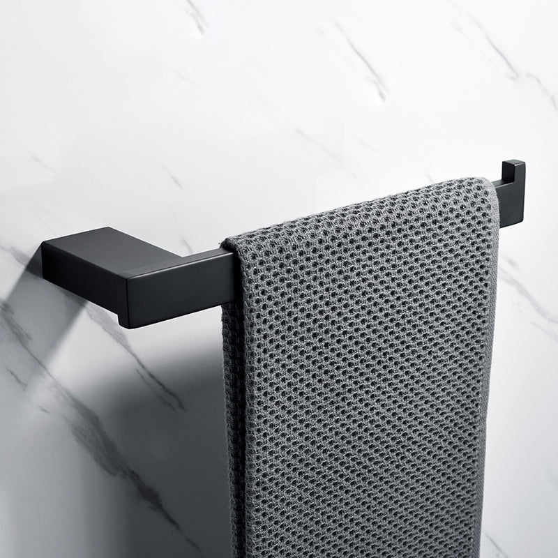 Skorter | 5-piece Modernism Bathroom Accessory Set in Matte Black Stainless Steel