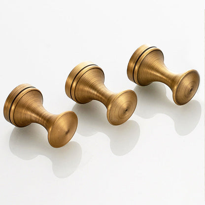 Skorter | 5-piece traditional bathroom accessory set brushed brass bathrobe hooks