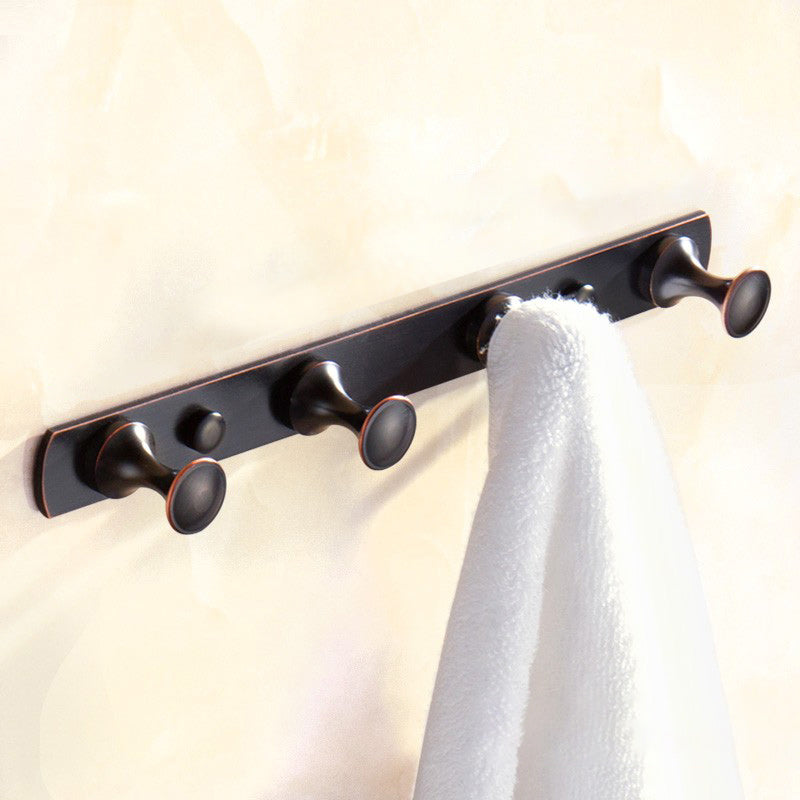 Skorter | 5-piece traditional bathroom accessory set brushed brass bathrobe hooks