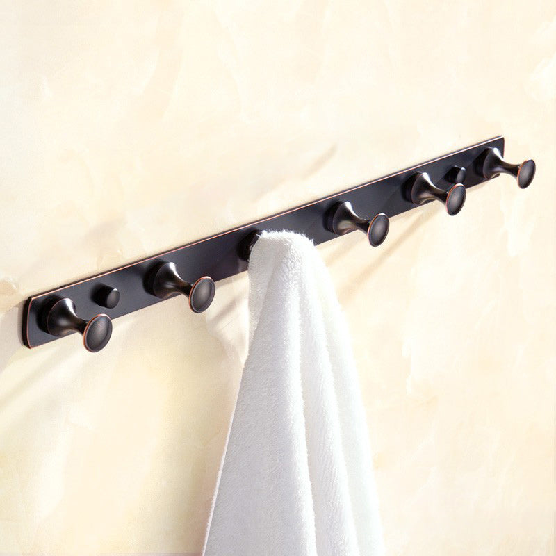 Skorter | 5-piece traditional bathroom accessory set brushed brass bathrobe hooks