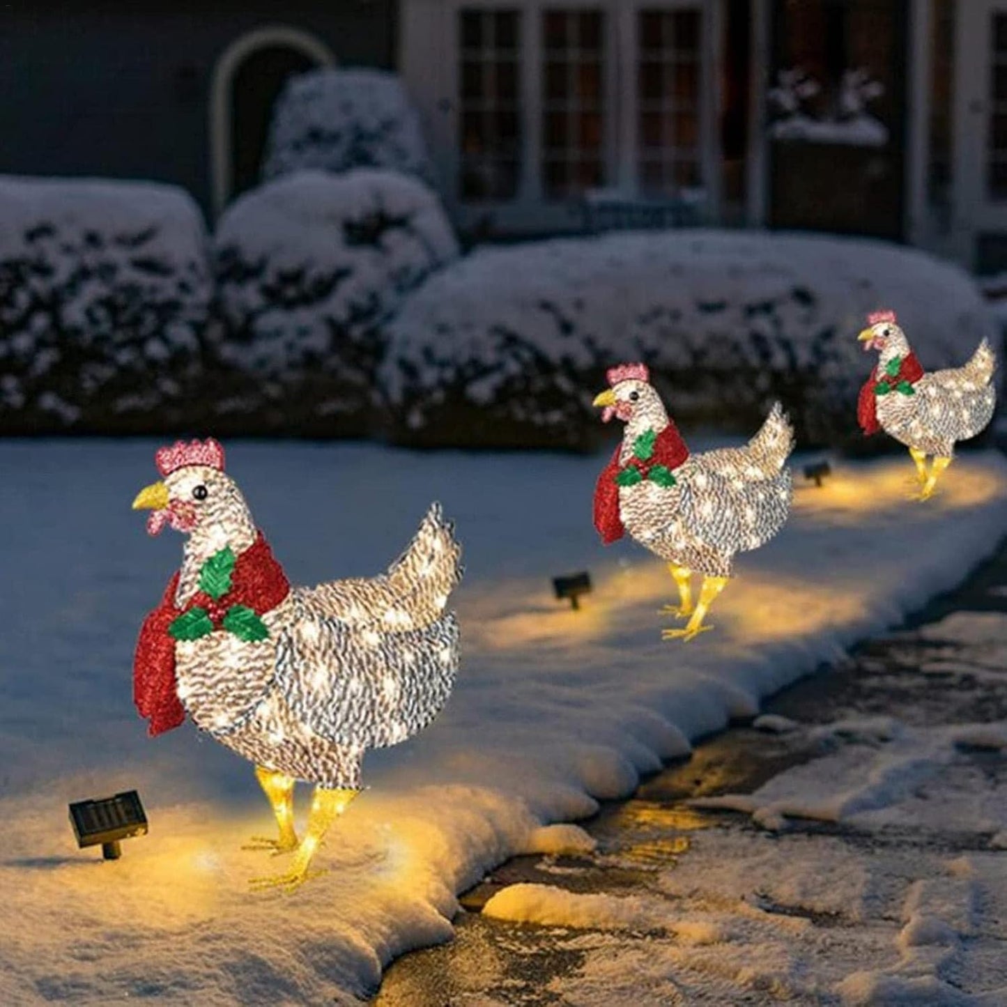Skorter | WinterHen LED Chicken with Scarf – Illuminating Christmas Decoration for Indoor and Outdoor
