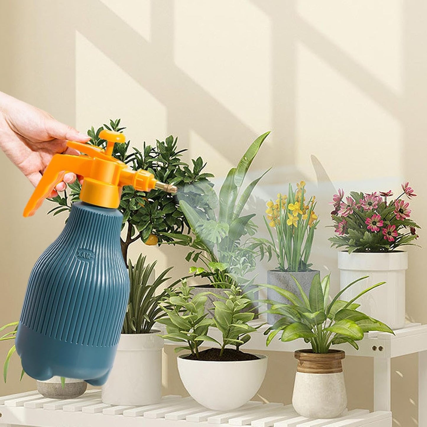 Skorter | Nordic Spray Bottle with Pressure Pump – For Effective Plant Watering