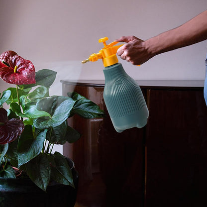 Skorter | Nordic Spray Bottle with Pressure Pump – For Effective Plant Watering