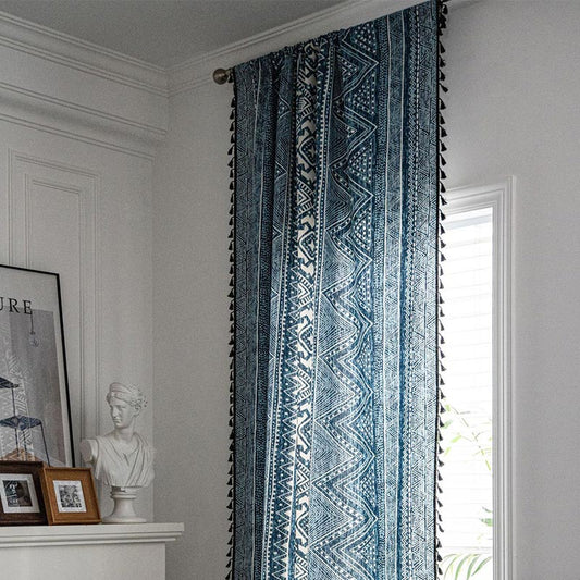 Skorter | Blue geometric pattern light-filtering curtain