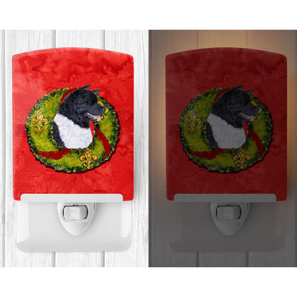 Skorter | Caroline's Treasures Akita Christmas Wreath Ceramic Night Lamp, 6X4X3, Ul-certified
