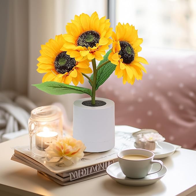 Skorter | LED Sunflower Table Lamp - Decorative Lighting Fixture for Home Decor & Nightstand Use