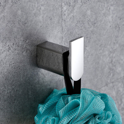 Skorter | Contemporary Bathroom Accessories Hardware Set in Silver with Soap Dish