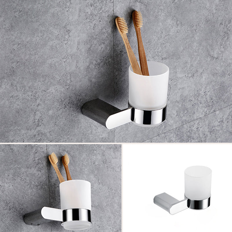 Skorter | Contemporary Bathroom Accessories Hardware Set in Silver with Soap Dish