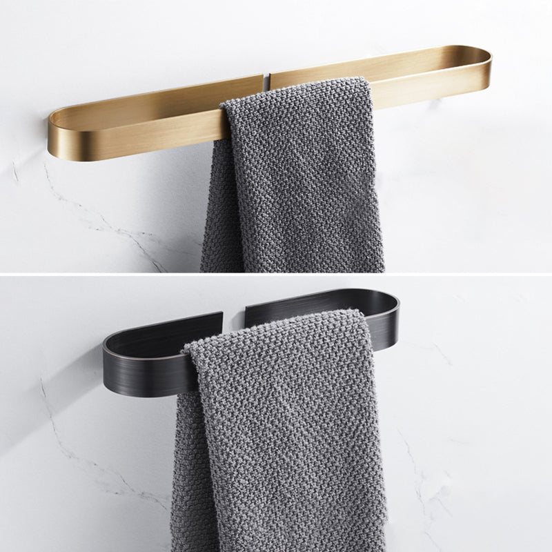 Skorter | 2-piece modern bathroom hardware set in gold/black, towel holder