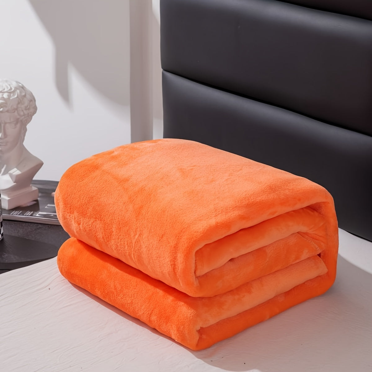 Skorter | Soft and warm gray flannel blanket for all seasons