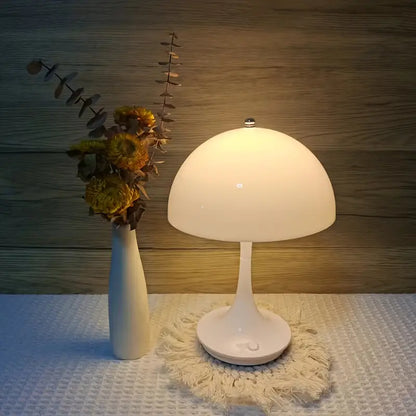 Skorter | NordGlow | Luxurious and Modern Table Lamp