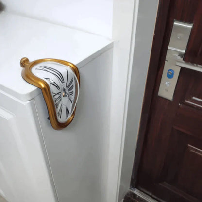 Skorter | Melting Time Warp Clock