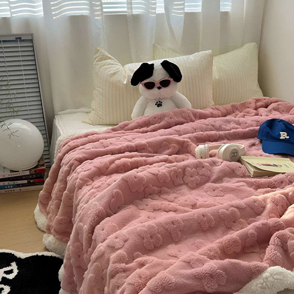 Skorter | Cloud Flower Snuggle Blanket