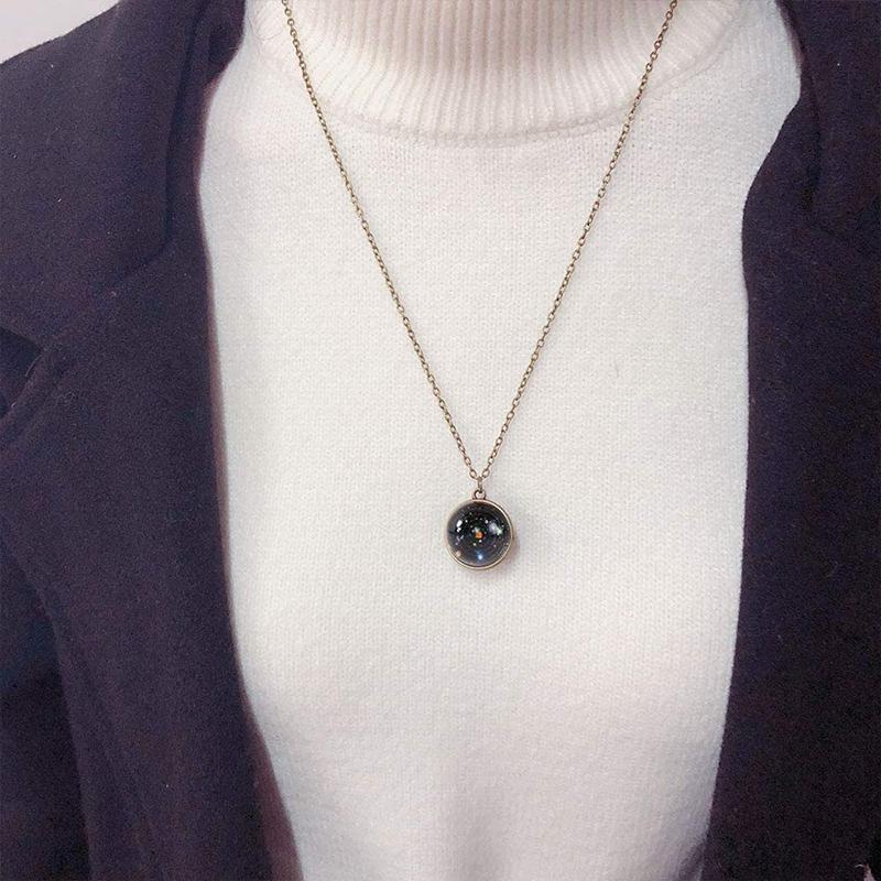 Skorter | Dubbelsidigt halsband med galax i glas