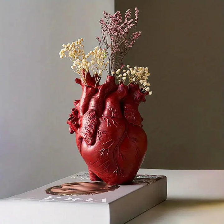 Skorter | Dorsø - Ceramic Heart Vase