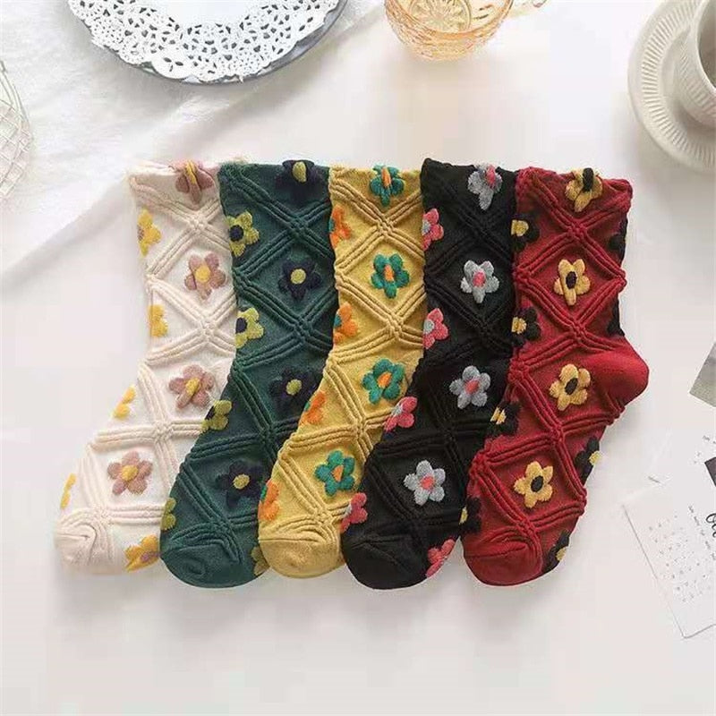 Skorter | 5 Pair Vintage Flower Embroidery Socks