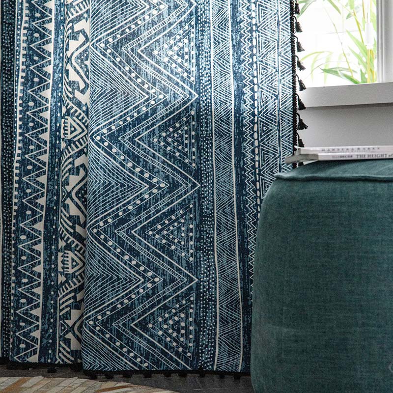 Skorter | Blue geometric pattern light-filtering curtain