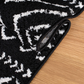 Skørter | Safavieh Tulum Collection TUL267Z Moroccan Boho Distressed Non-Shedding Stain Resistant Living Room Bedroom Rug, 2' x 5', Black / Ivory