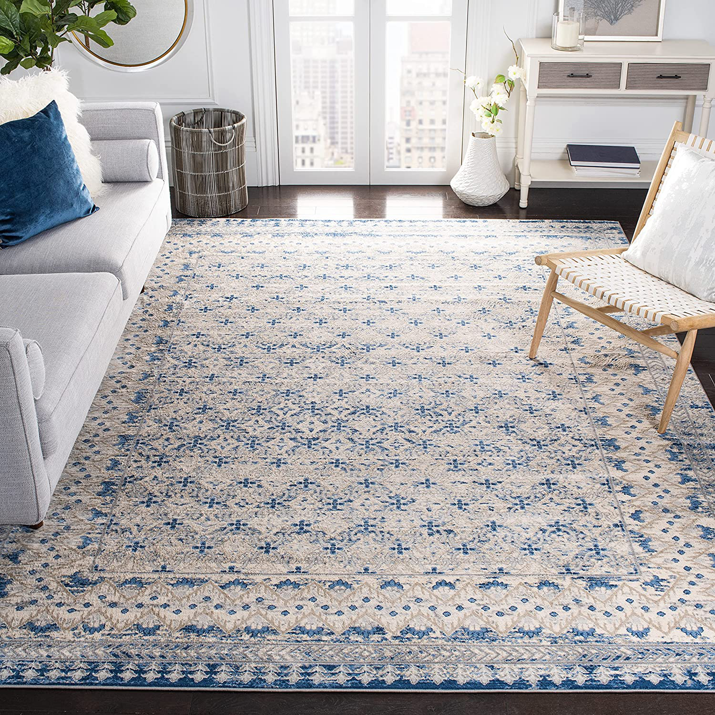 Skørter | Safavieh Brentwood Collection BNT899C Traditional oriental distressed non-shedding stain-resistant living room bedroom area rug, 3' x 5', Ivory / Light grey