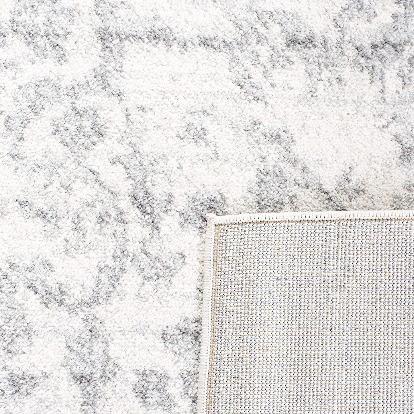 Skørter | Safavieh Madison Collection MAD603D Oriental Snowflake Medallion Worn Non-Shedding Stain Resistant Living Room Bedroom Accent Rug, 2'3" x 4', Cream / Navy Blue