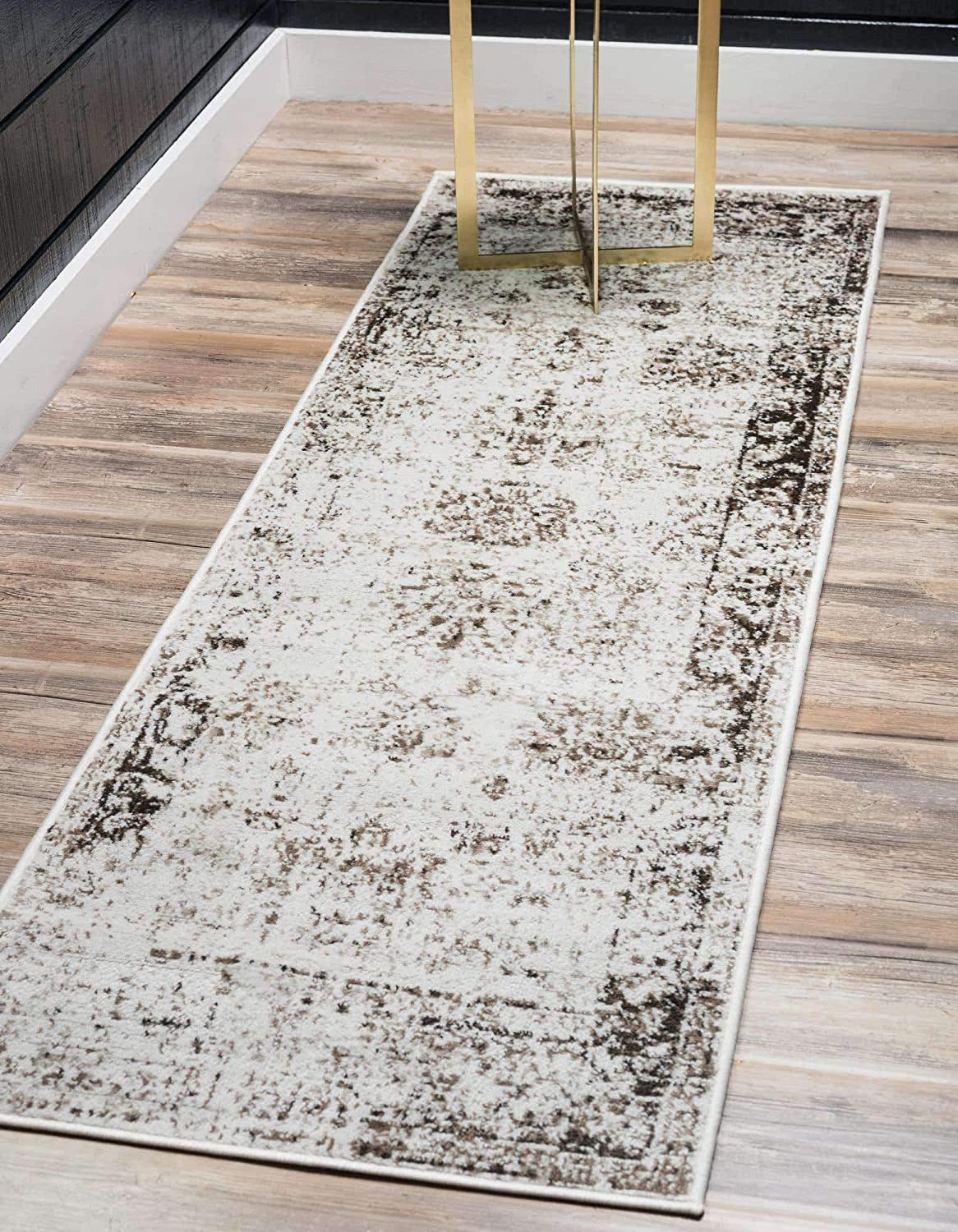 Skørter | Unique Loom Sofia Collection Area Traditional Vintage Rug, French Inspired Perfect for All Home Décor, 2' 0 x 9' 10 Runner, Ivory/Brown
