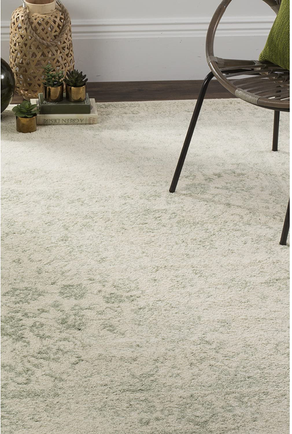 Skørter | Safavieh Adirondack Collection ADR109T Oriental Distressed Non-Shedding Stain Resistant Living Room Bedroom Runner, 2'6" x 10', Slate / Ivory