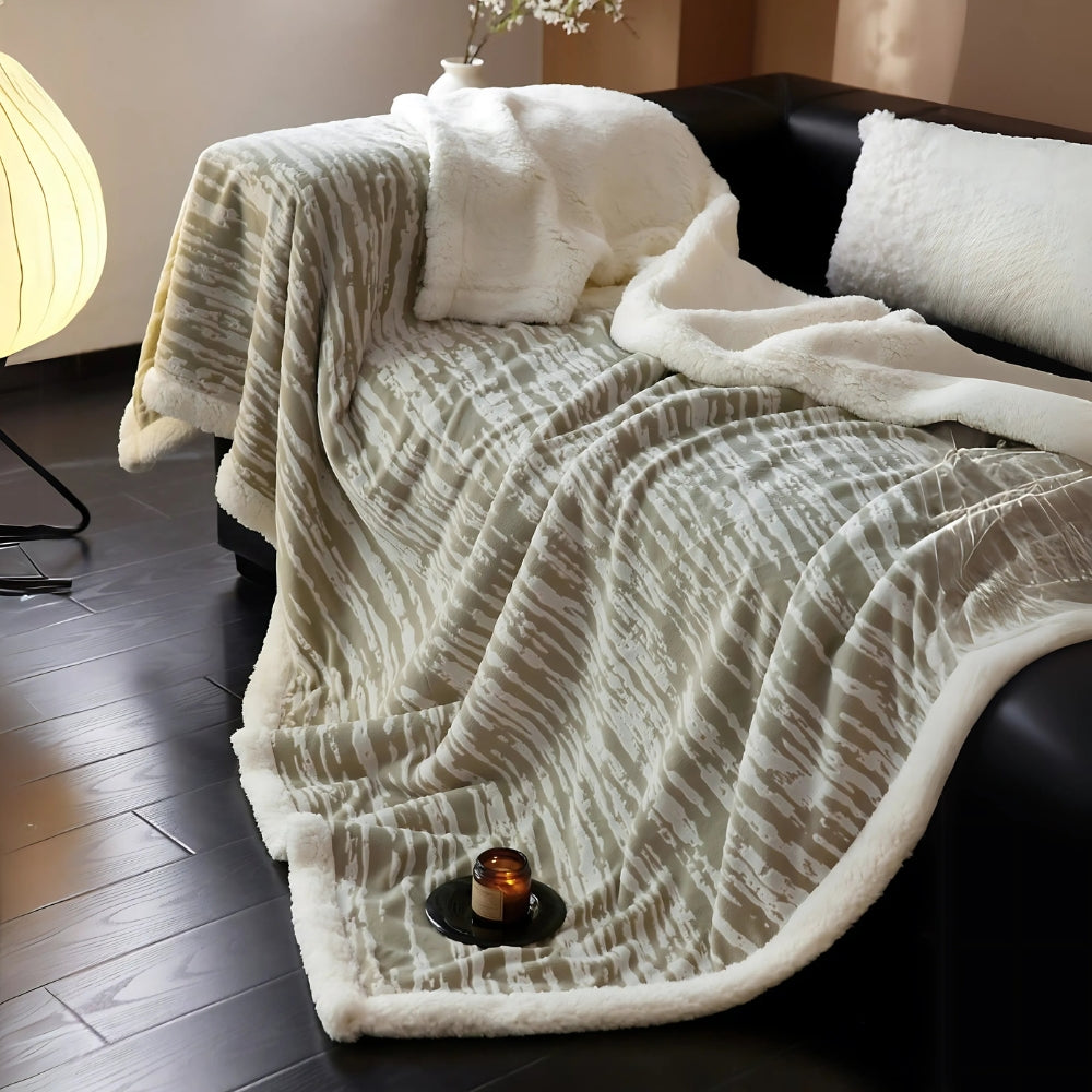Skorter | Bark-Inspired Snuggle Blanket